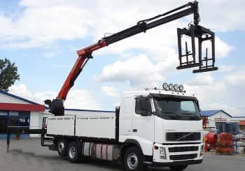 Pick-up truck cranes